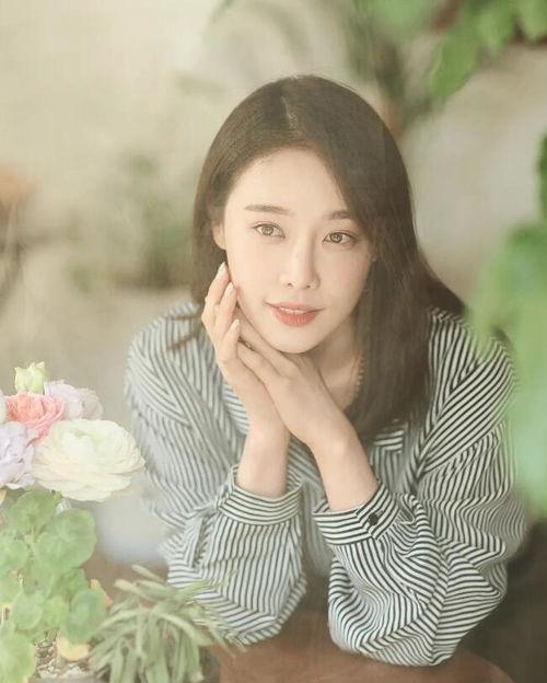 韩国女演员金